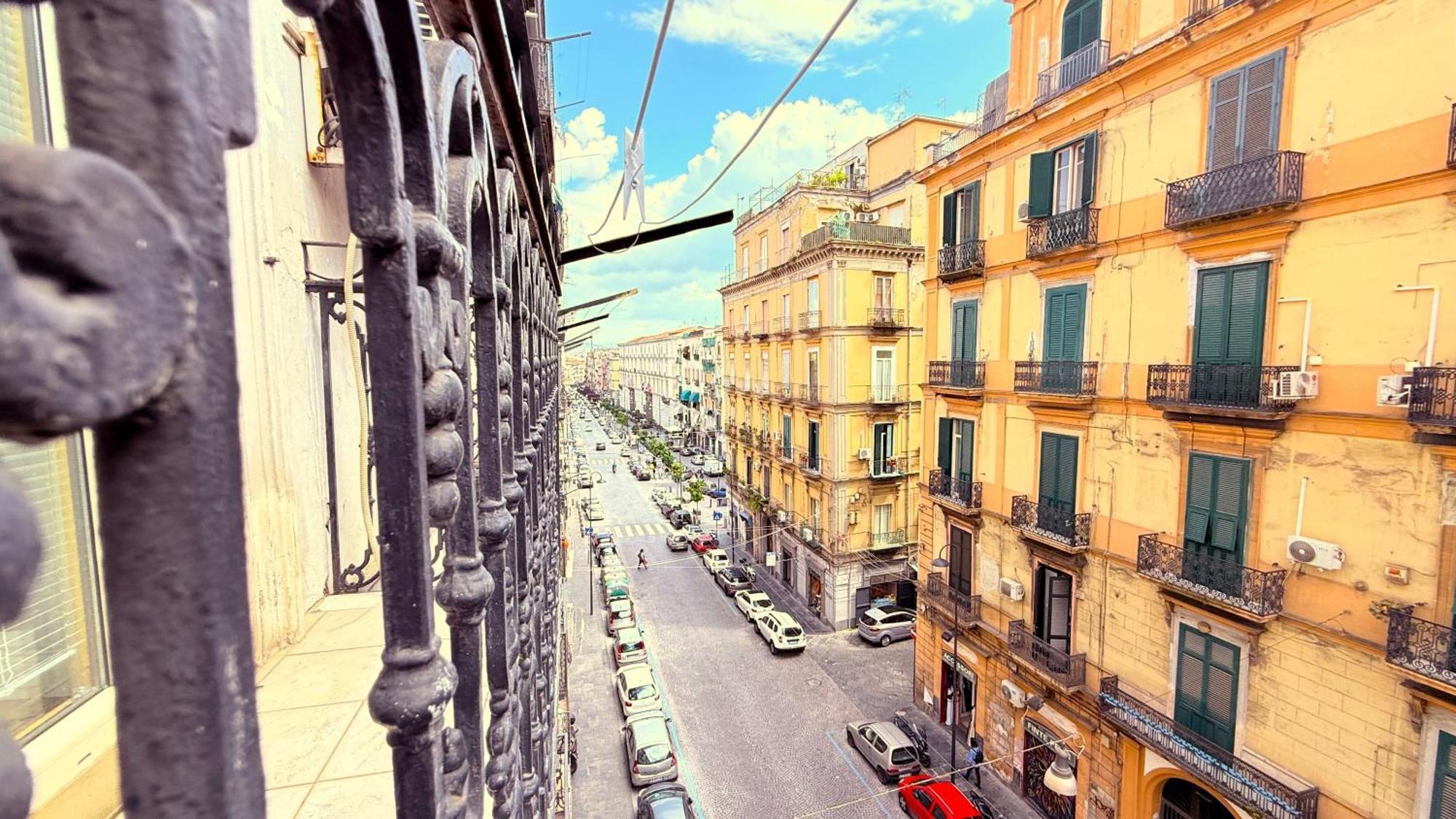Apartment Grande & Favoloso Vicino Il Museo Madre