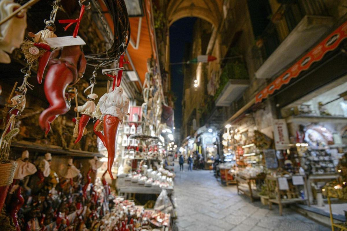 Grande & Favoloso Vicino Il Museo Madre Napoli
